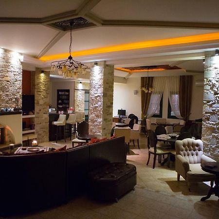 Evzin Hotel Káto Loutrákion Eksteriør bilde